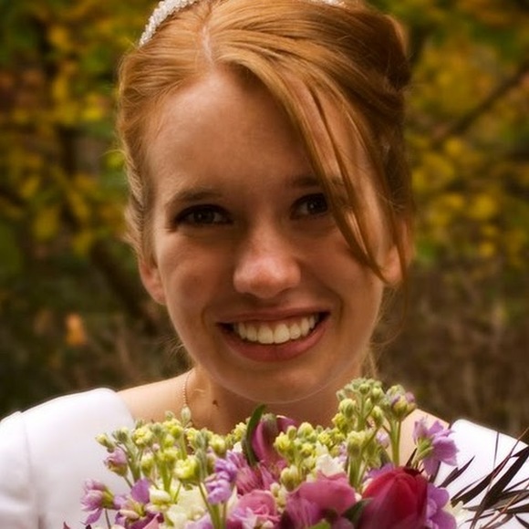 Meet your Posher, Jacquelyne - Picture 1 of 1